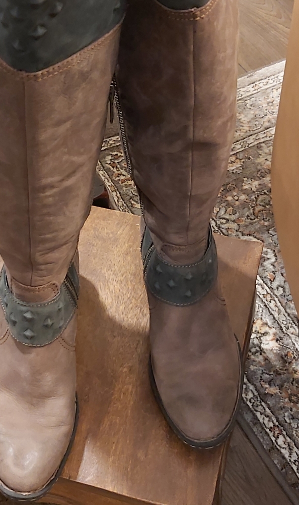 Born boots - Picture 2 of 8